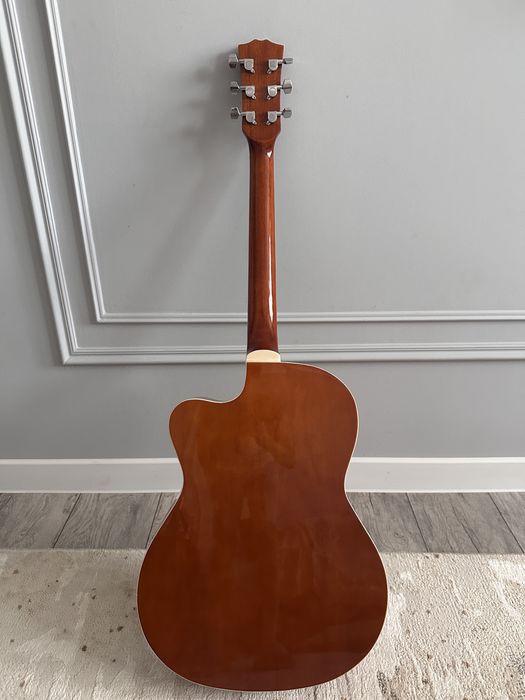 Акустическая гитара 6 струн