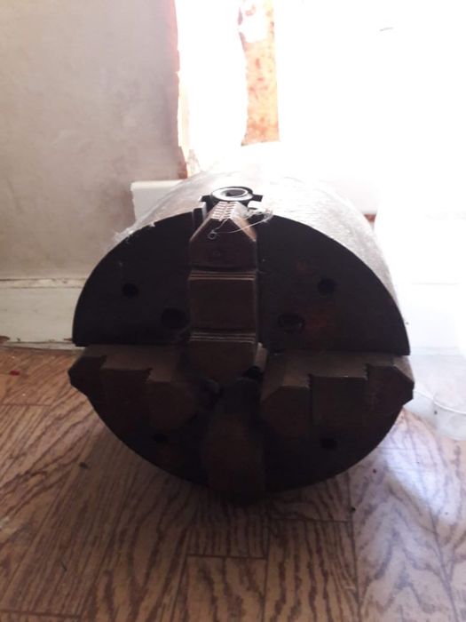 Продается токарный инструмент