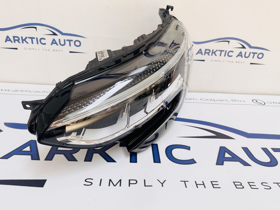 Far stanga led Renault Megane 4 facelift dupa 2020 cod 260602024R
