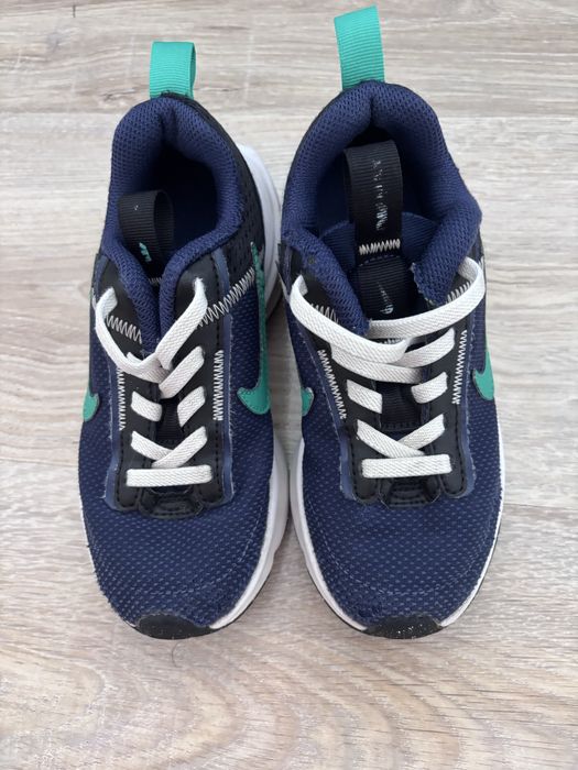 Nike маратонки 28 1/2