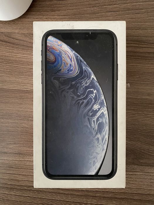 Iphone XR 64 гб с коробкой
