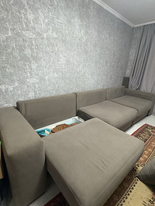 Продам диван для гостинной