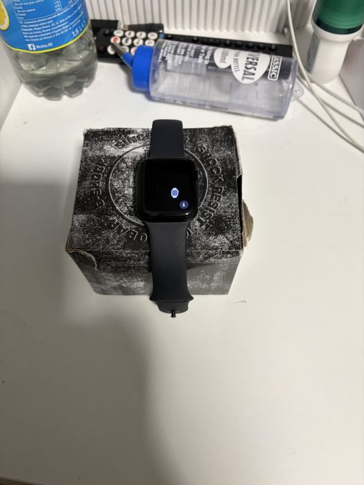 Vând ceas Appel Watch SE generatia 2
