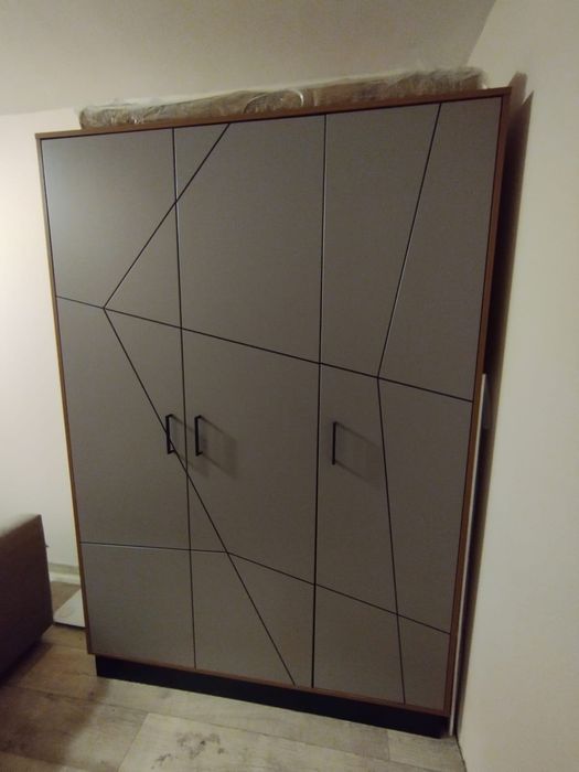 Распашной шкаф "гамма"