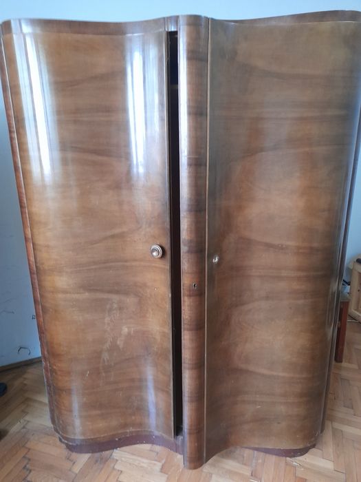 Vând diferite obiecte de Mobila, dormitor, sufragerie, bucătărie,