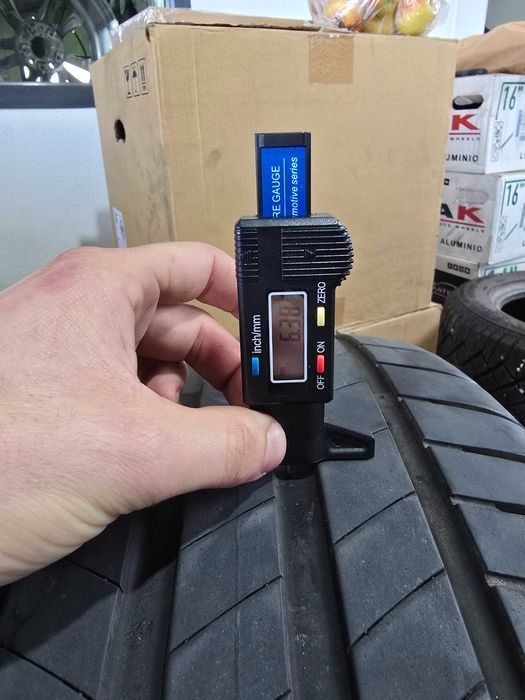 Cauciucuri Bridgestone Vară 255/35 R21 (AO)