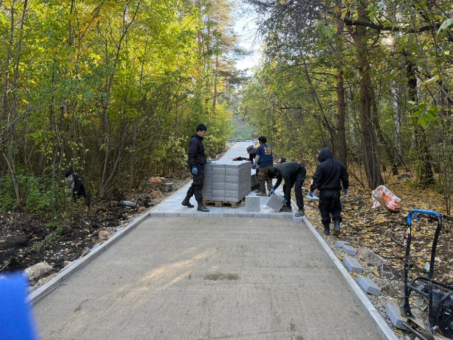 Укладка брусчатки и асфальта