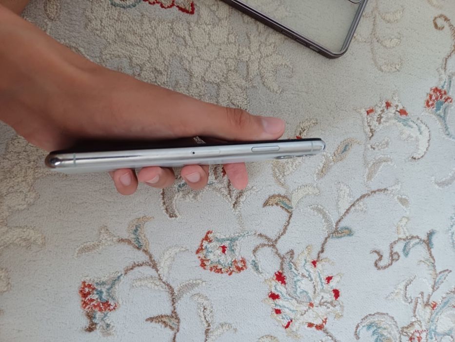 Iphone 11 pro max 64 gb