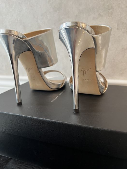 Giuseppe Zanotti  Сандали