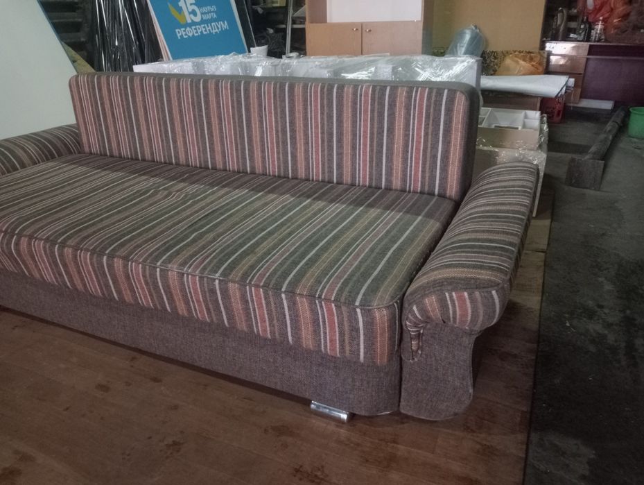 Диван в хорошем состояни