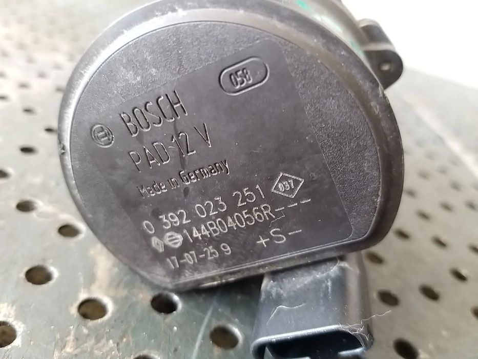Pompa auxiliara apa 0.9 b renault clio 4 0392023251 144b04056r