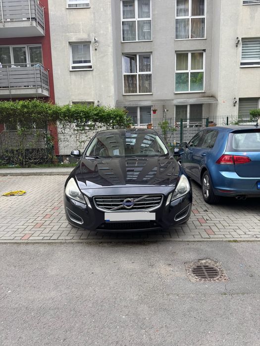 VOLVO S60 2011 — imagine 3