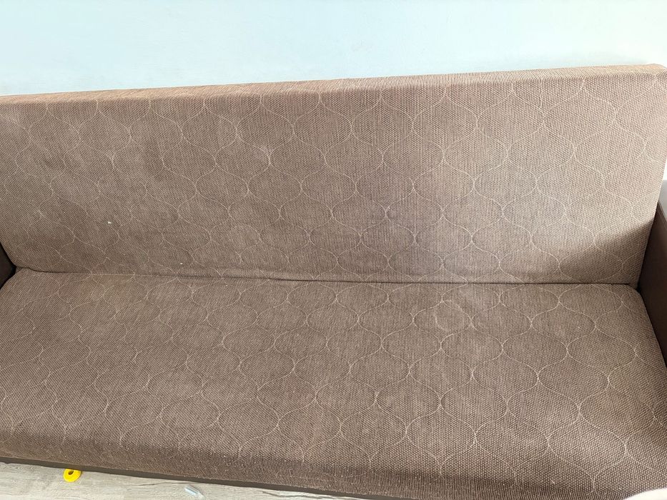 Canapea extensibila in stare ok 3 milioane