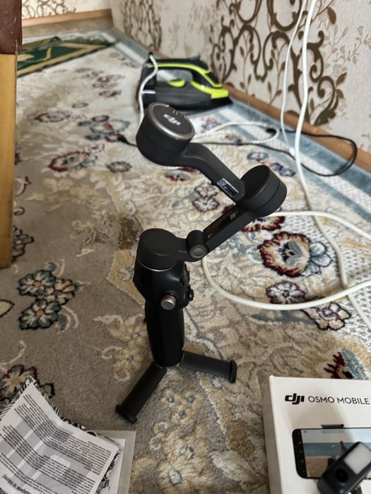 Стаблизатор телнфона dgi7p