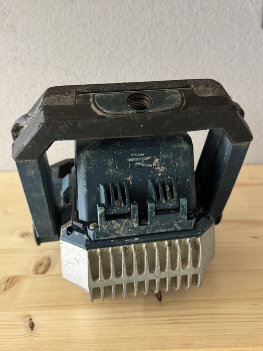 Lanterna de santier BOSCH Gli18V-2200C + baterie