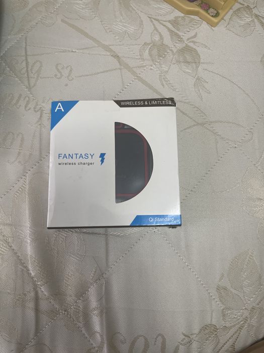 Продам телефон, шкатулку, сувенир