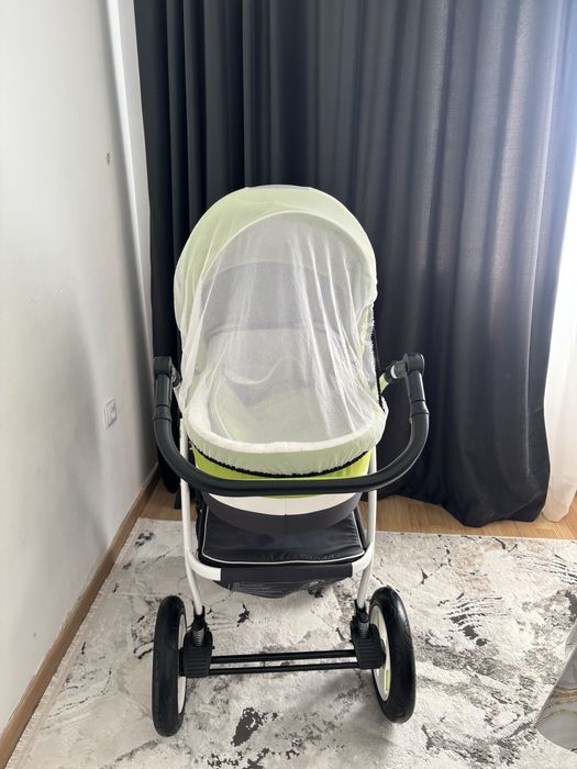 Коляска прогулочная