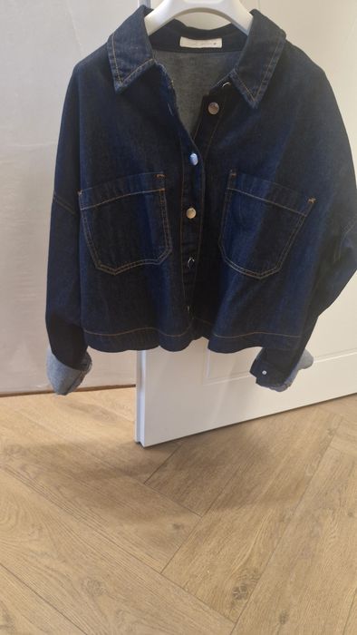 Предлагам чисто нови блузи Zara
