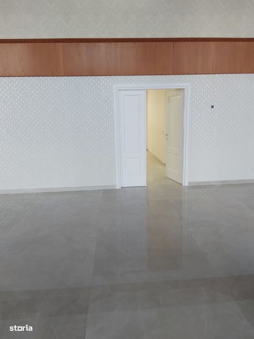 Zona Piata Unirii 95mp Vad comercial