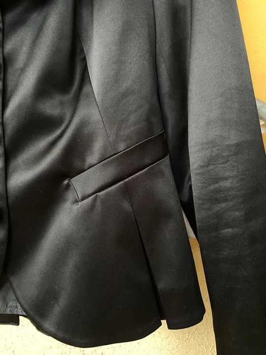 Сако DIKA черно,