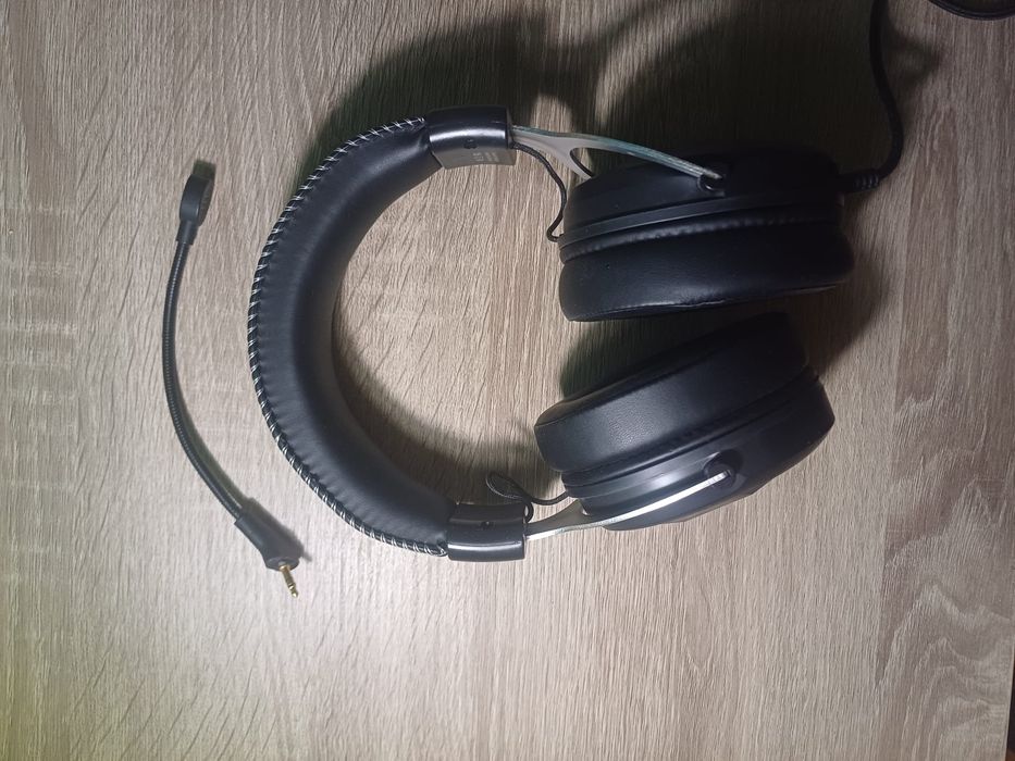 Căști Gaming Onikuma K20 RGB - Stare excelentă,sunet puternic
Căști Ga