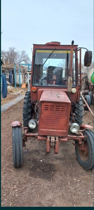 Продам два трактора