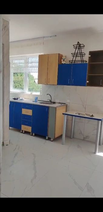 Închiriez apartament