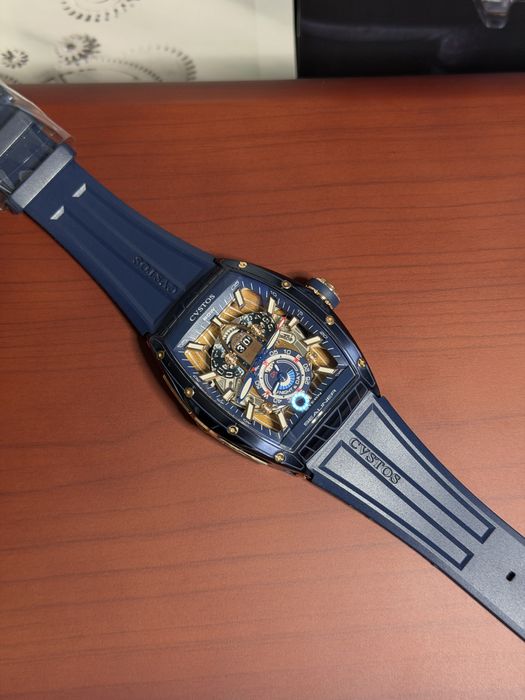 CVSTOS Sealiner GMT Blue Steel 5N Red Gold – Чисто нов!