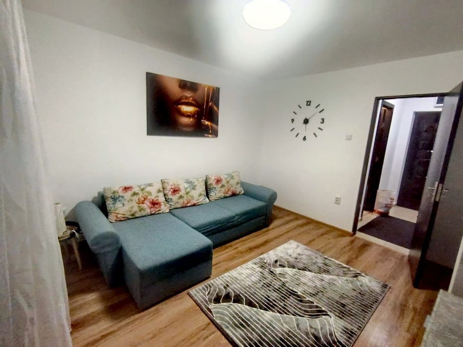 Cazare Regim Hotelier zona Hipodrom 100 lei tranzit 3-4 ore