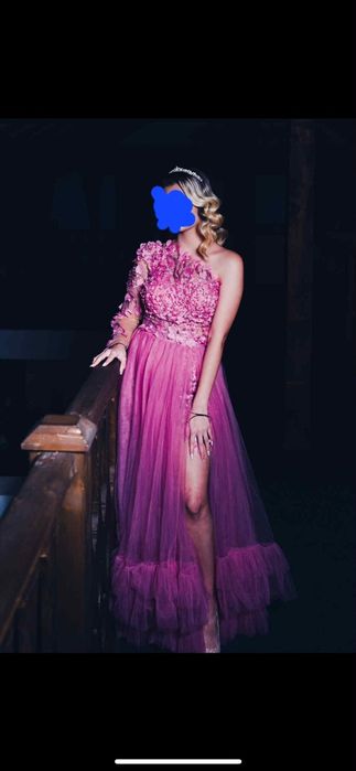 Rochia de majorat făcut la comanda