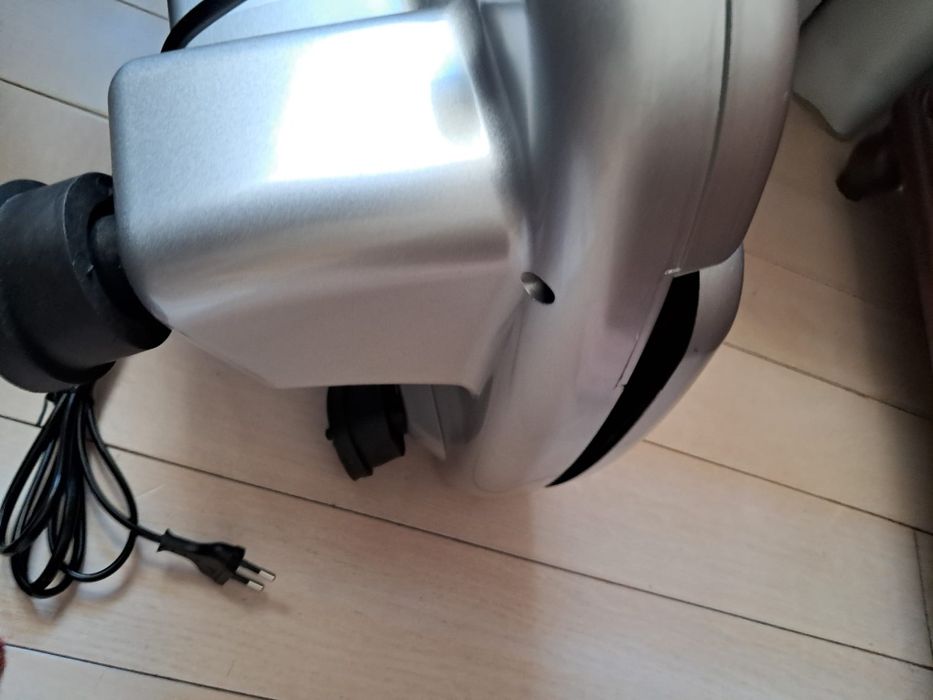 Aparat cu vibratii si infrarosu pentru masajul picioarelor YH-2002A