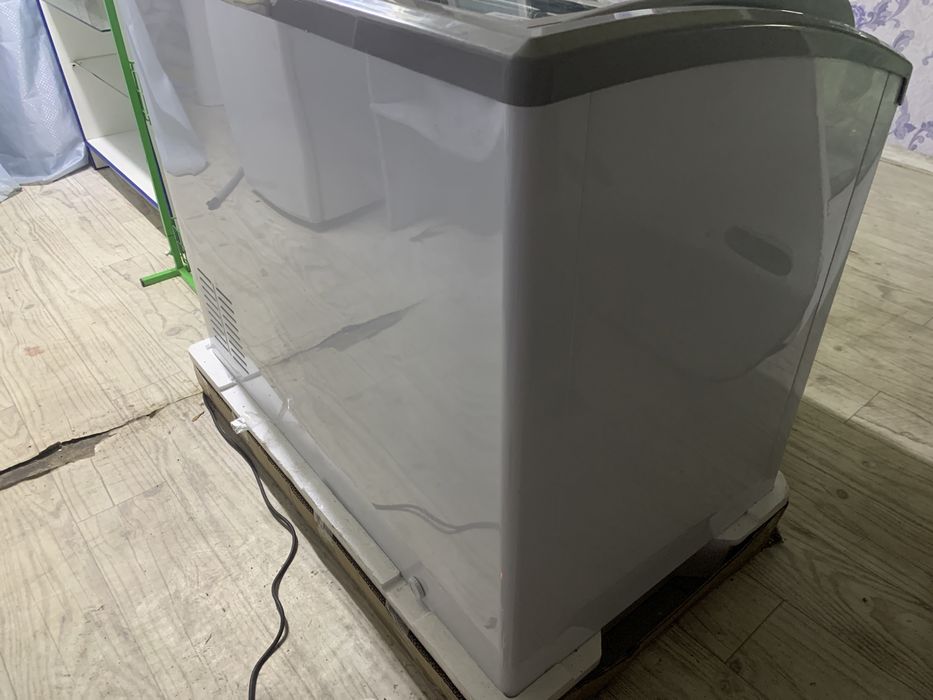 Продаю морозильник