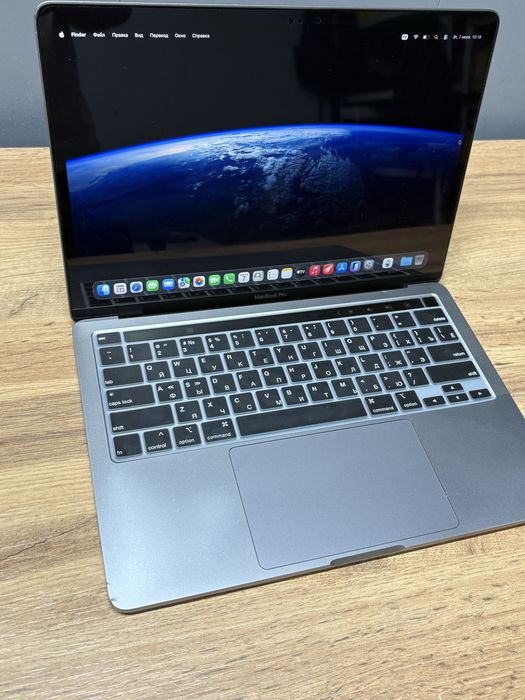 MacBook Pro M1 чип , 2020 гож с тачбаром