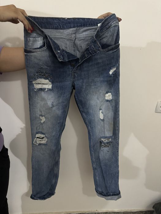 Джинсы с узорами