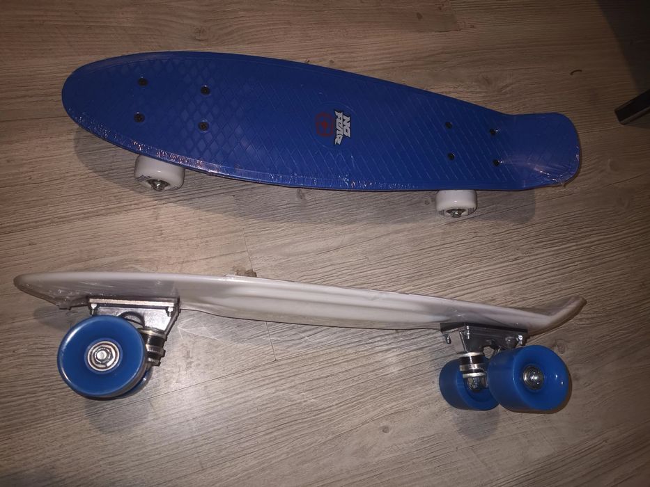 Skateboard nou sigilat