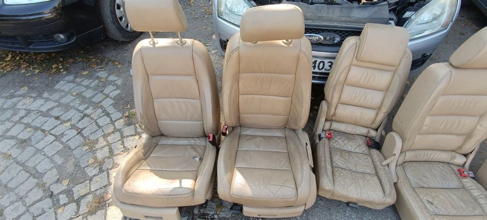 Кожен Салон VW TOURAN