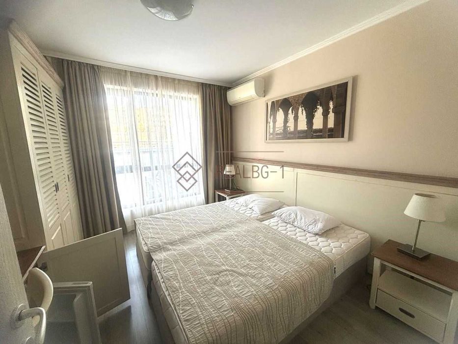 Продава се Тристаен апартамент в Балчик - 96 кв.м за 1055 €/кв.м - Снимка #8