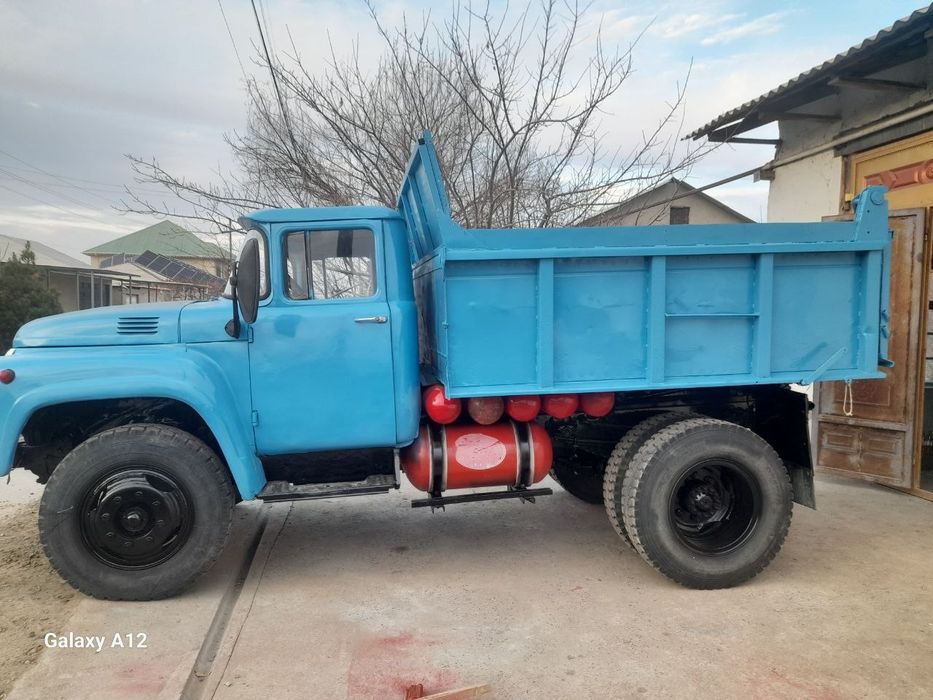 1990 yil holati ideal