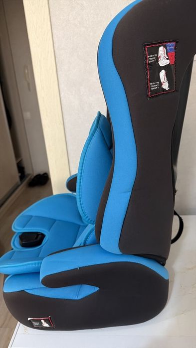 Автокресло продам