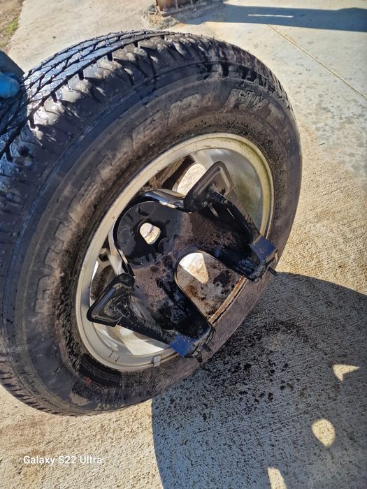 Резервна гума Хонда ЦР-В 2 /Honda CRV 2