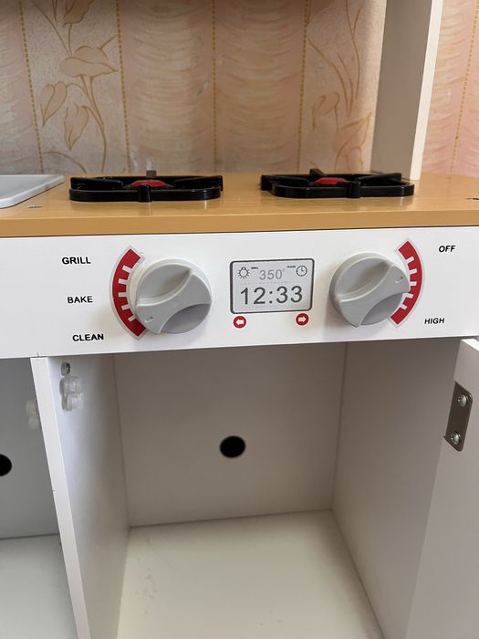 Продам детскую кухню