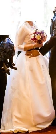 Vând rochie de mireasă