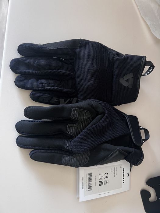 Manusi moto Vara Revit