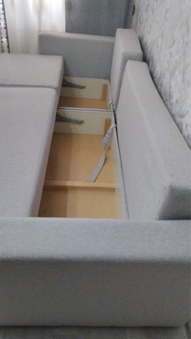 Продам диван состояние хорошее