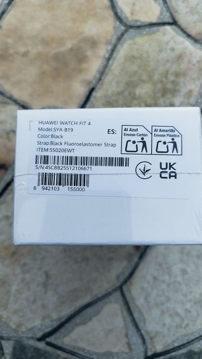 Смарт часовник Huawei Watch Fit 4.