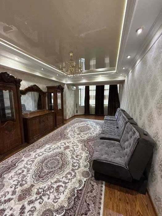 Срочно сдаётся в аренду семье 3/2/7. 441*