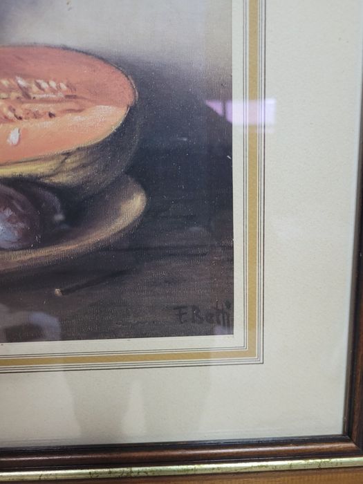 Картина в дървена рамка