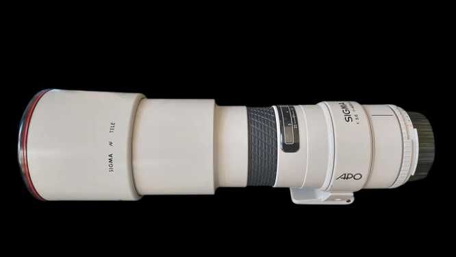 Obiectiv Nikon   AF TELE 1: 5.6 f = 400mm MULTI-COATED APO 
capace