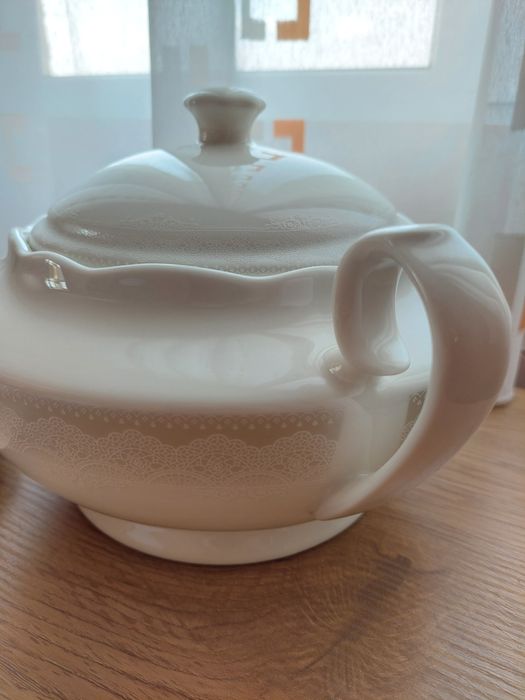 Комплект сервиз за хранене фин порцелан