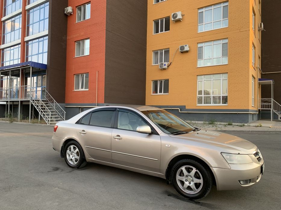 Продам Hyundai sonata NF 2.4